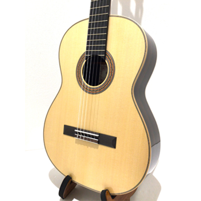 国産クラシックギターブランドASTURIASのご紹介 | 山野楽器 | CD・楽器